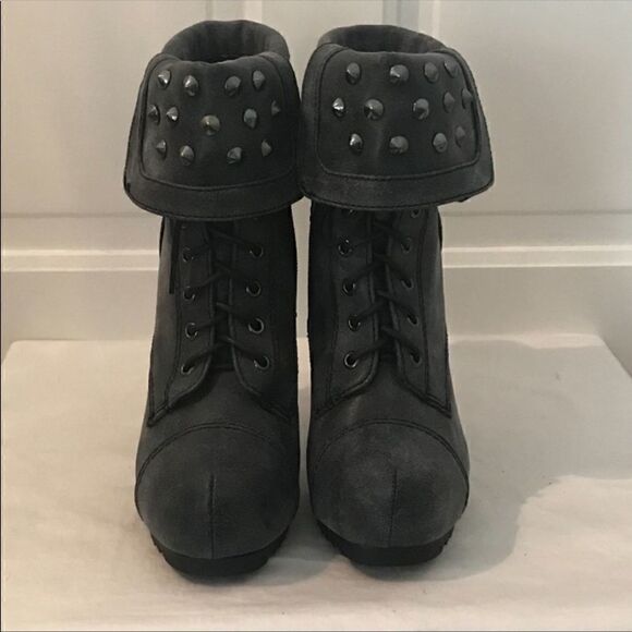𝅺paprika Studded Lace Up Heeled Booties Gray 7 - Picture 2 of 6